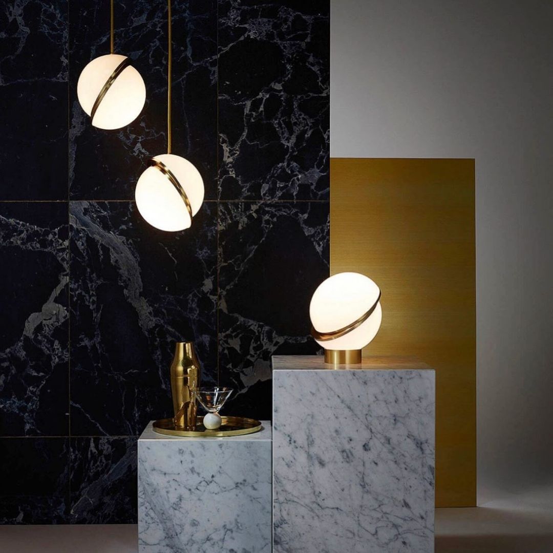 Nyara Moon-Curve Pendant Light With Acrylic And Brass | Snurv | Temsk