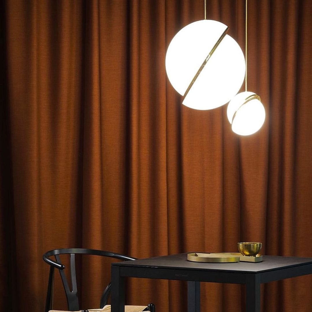 Nyara Moon-Curve Pendant Light With Acrylic And Brass | Snurv | Temsk