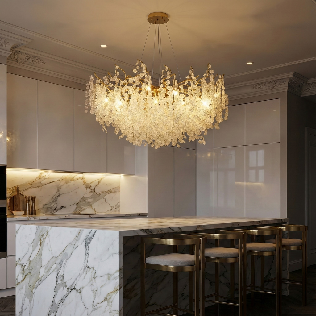CascadeAura křišťálový lustr do jídelny, elegantní moderní osvětlení | Temsk