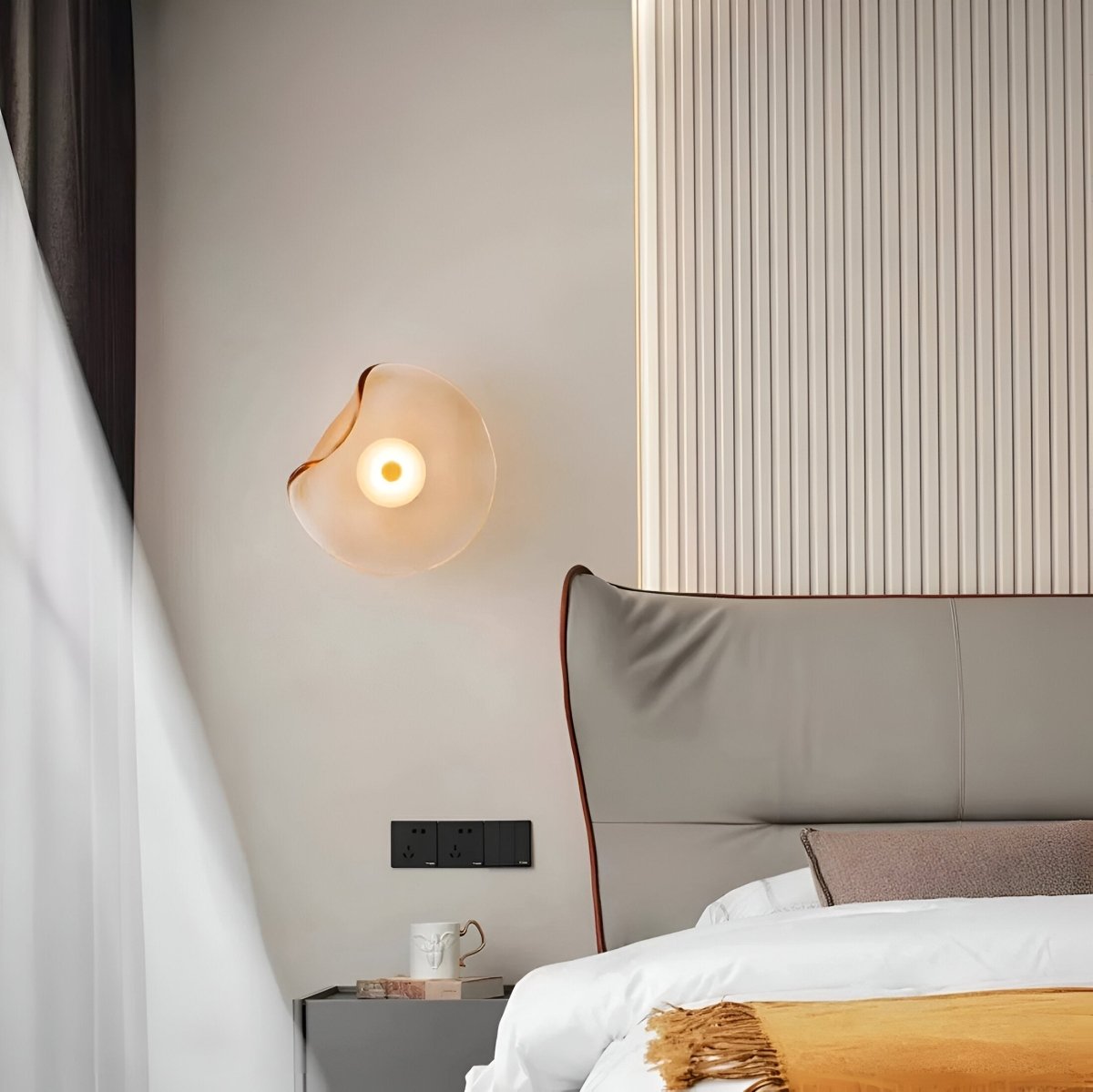 LED Wall Sconce With Curved Glass In Japandi Style, 1-Light Fixture | Temsk