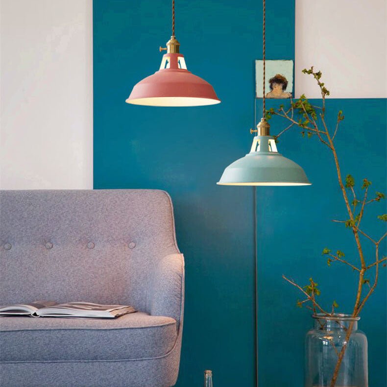 IronVale Retro Steel Barn Pendant Light For Dining Areas And Loft Interiors | Temsk