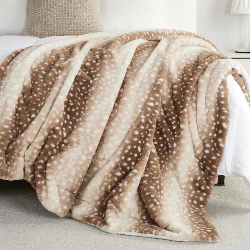 NatureNest Cozy Wild Fur Blanket With Deer Motif - Reversible Plush Comfort | Temsk