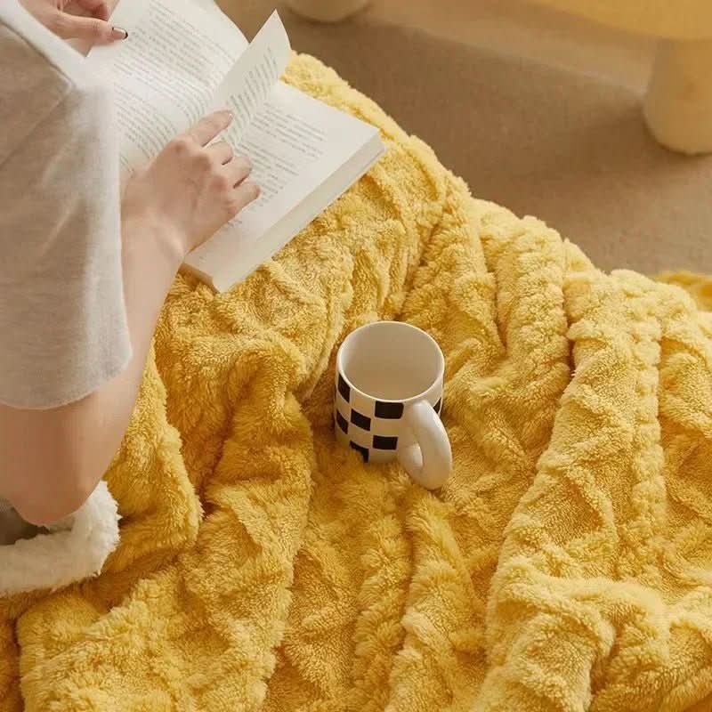 Fluffy Thick Lambswool Blanket for Maximum Winter Warmth | Temsk