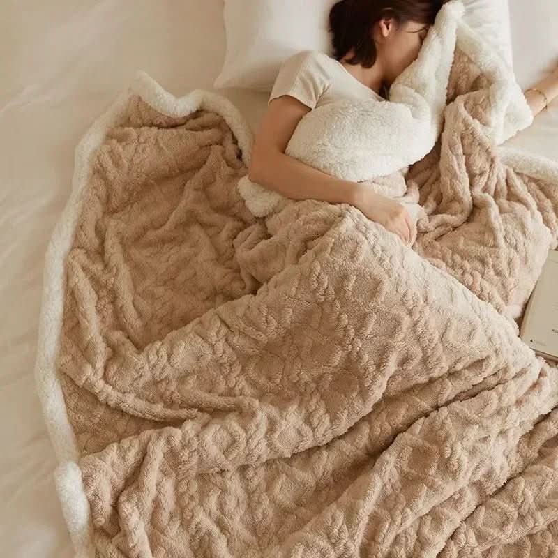 Fluffy Thick Lambswool Blanket for Maximum Winter Warmth | Temsk
