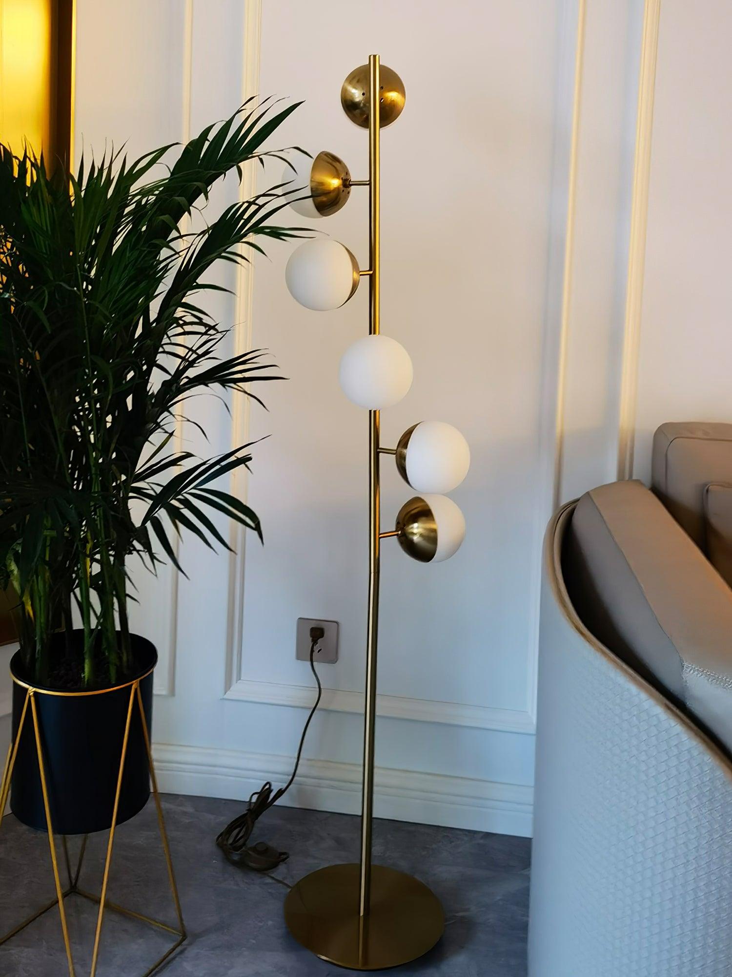 Elara LED Boom Lamp With Glass Orbs On Golden Pole | Snurv | Temsk