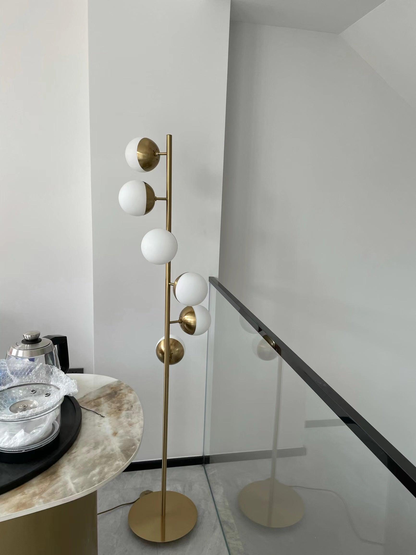 Elara LED Boom Lamp With Glass Orbs On Golden Pole | Snurv | Temsk