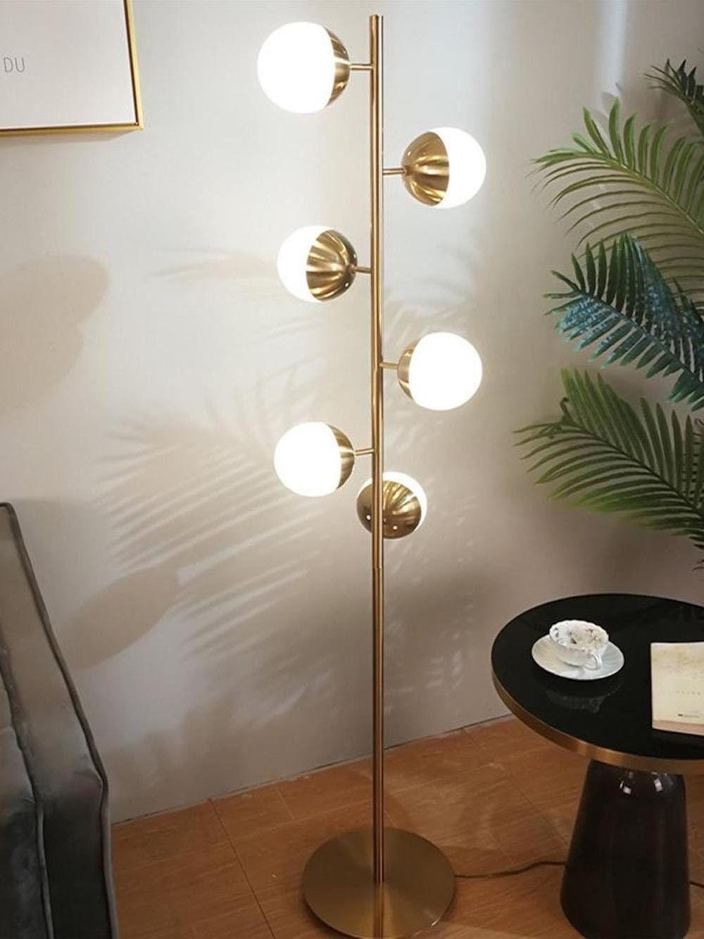 Elara LED Boom Lamp With Glass Orbs On Golden Pole | Snurv | Temsk