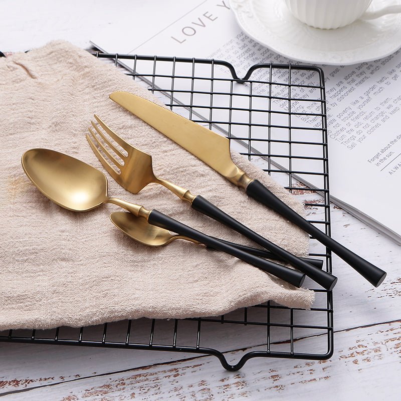 NovaTable Simple 24 Piece Stainless Steel Cutlery Set for Everyday Use | Temsk