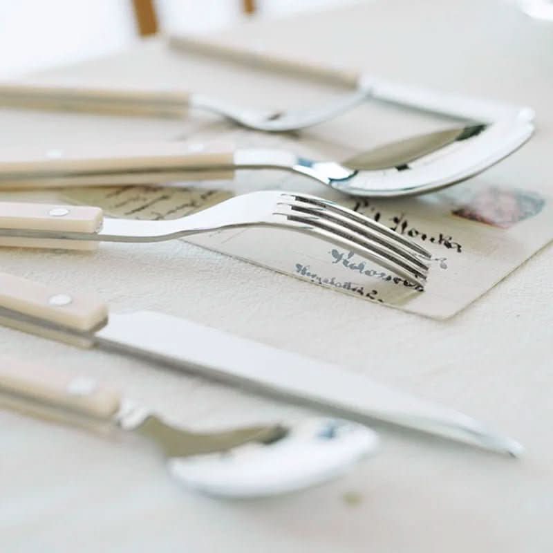 Aurelia Edge 4-Piece Stainless Steel Flatware Set With Engraved Design | Temsk