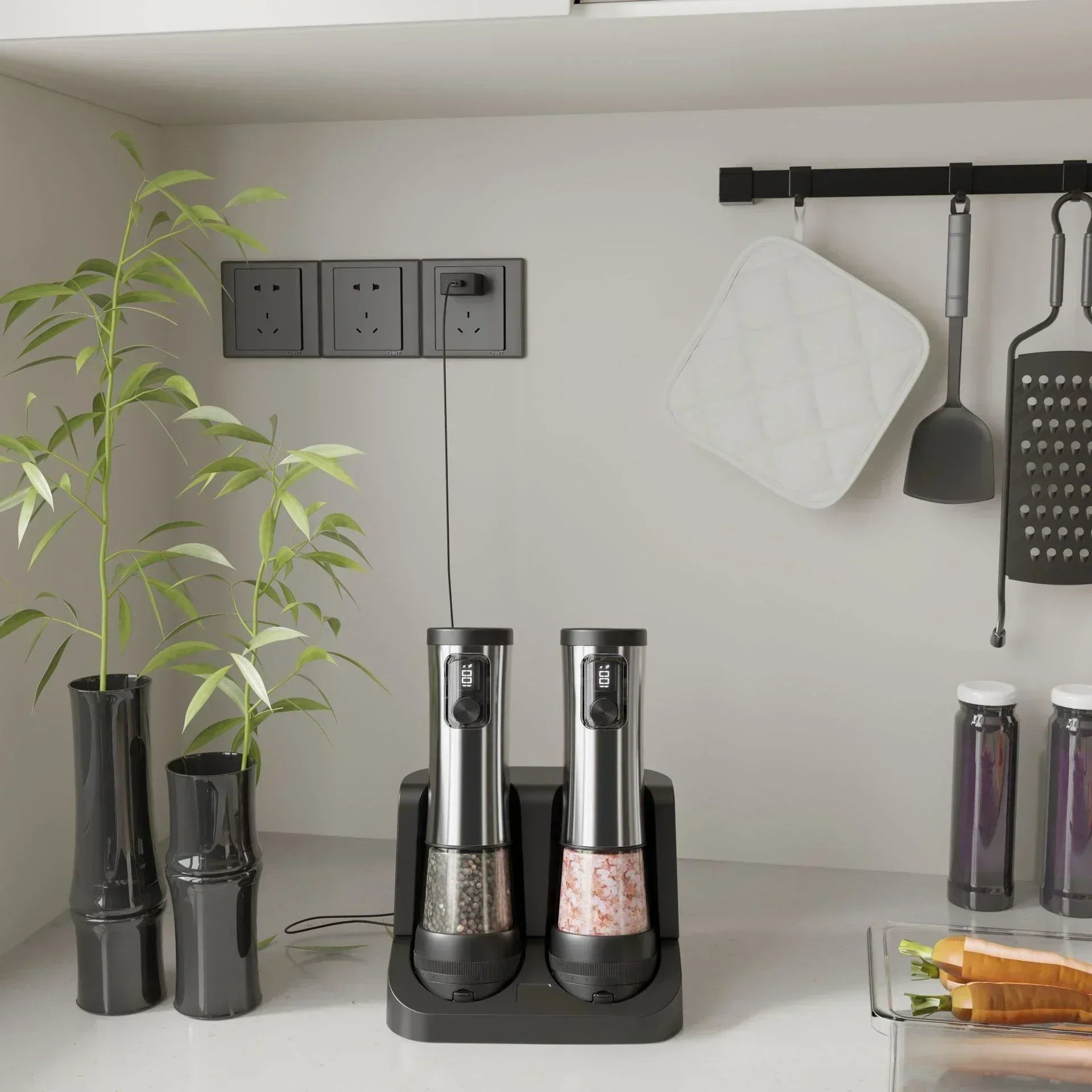 GrindSmart Rechargeable Salt and Pepper Grinder Set With Adjustable Grind Settings | Temsk