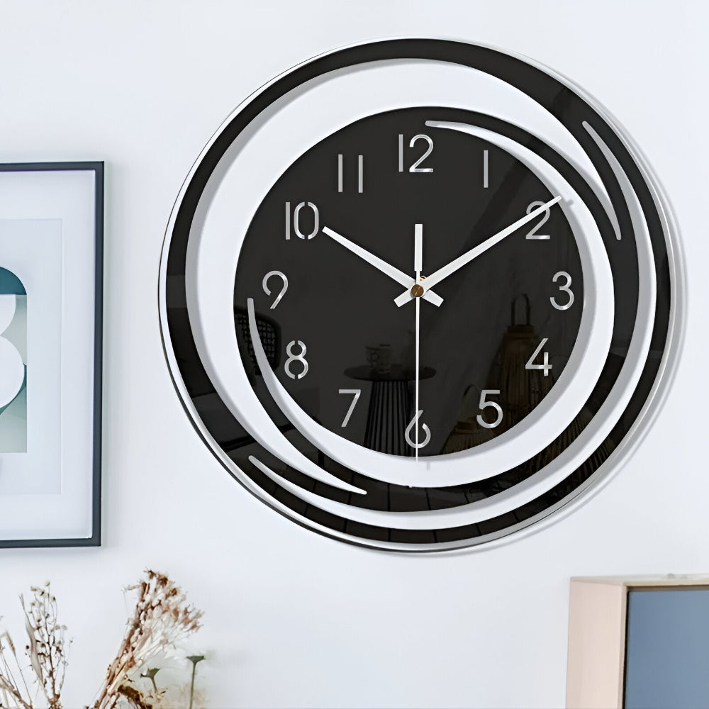 Sorana Wanduhr mit modernem schwarzen Akzent und nordischem Acryl-Design | Temsk