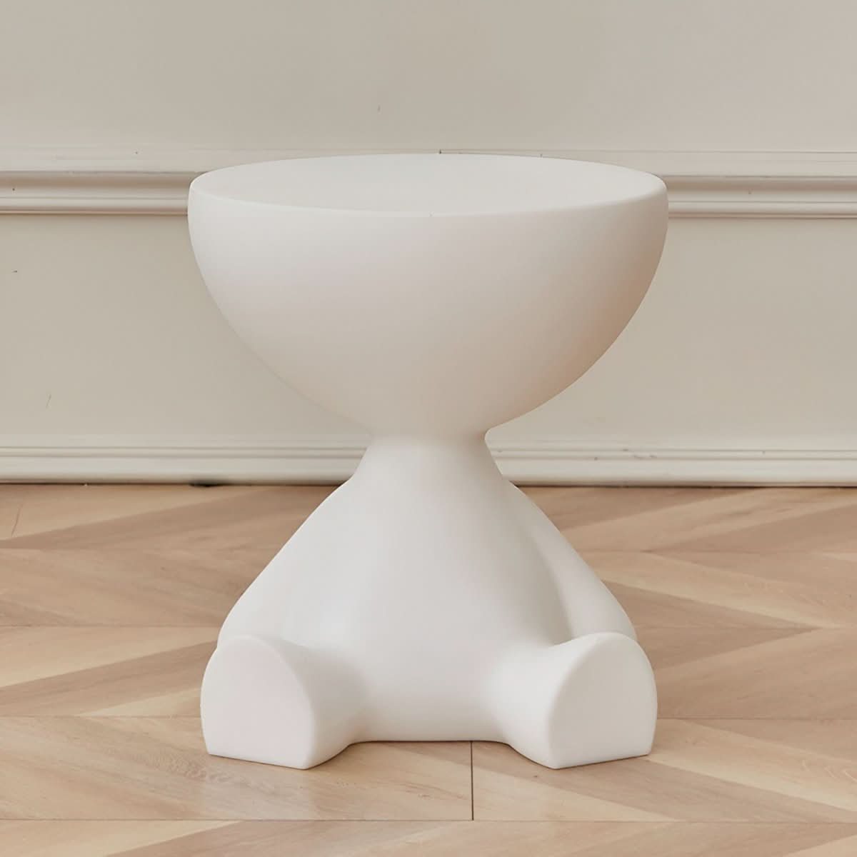 Lumina Round Table Elegant Lounge Table For Stylish Living | Temsk