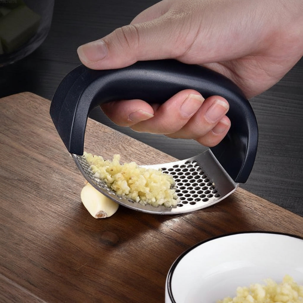 Hvidløgspresser i rustfrit stål med ergonomisk håndtag | Temsk