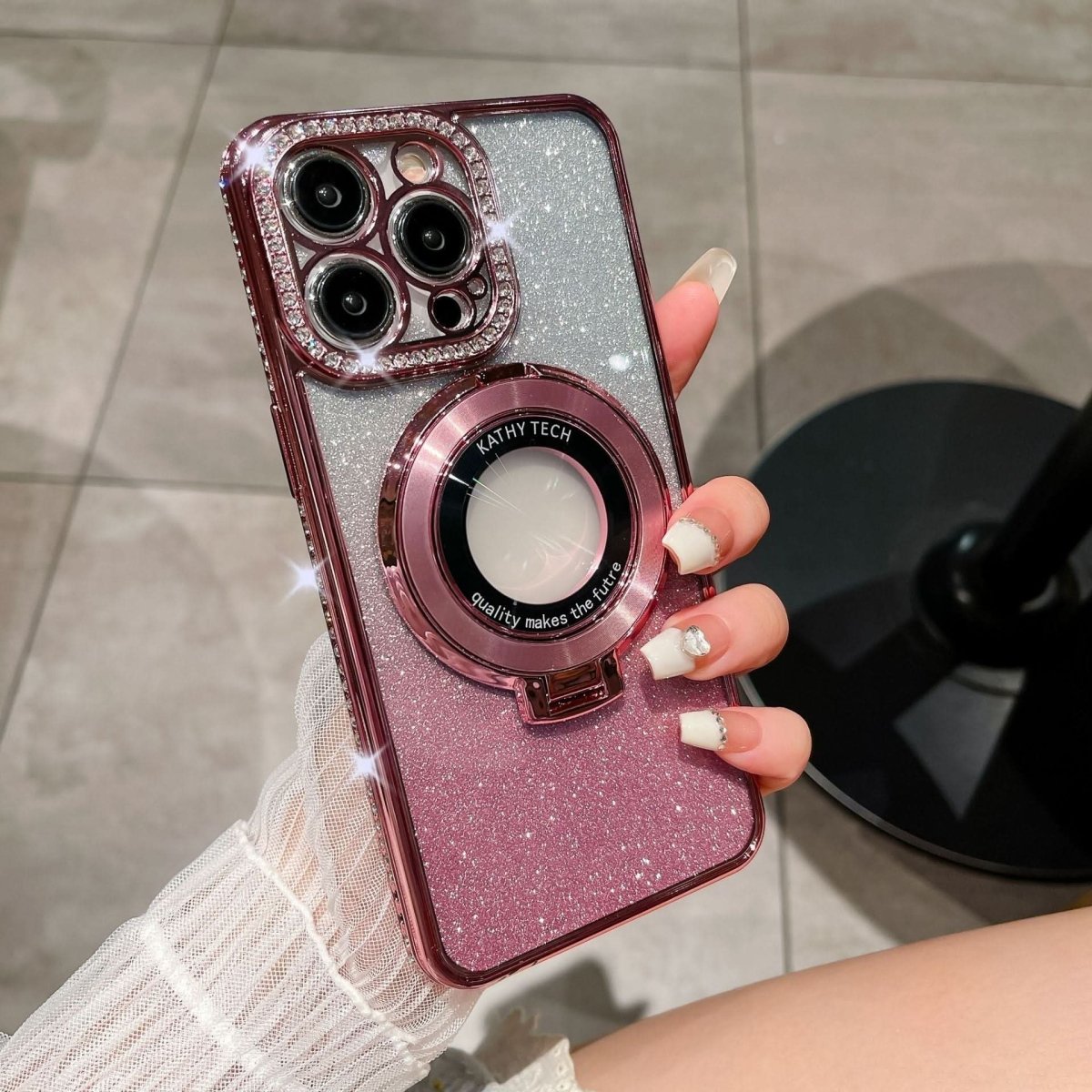 GleamGrip Glittering MagSafe Phone Holder With Magnetic Attachment | Temsk