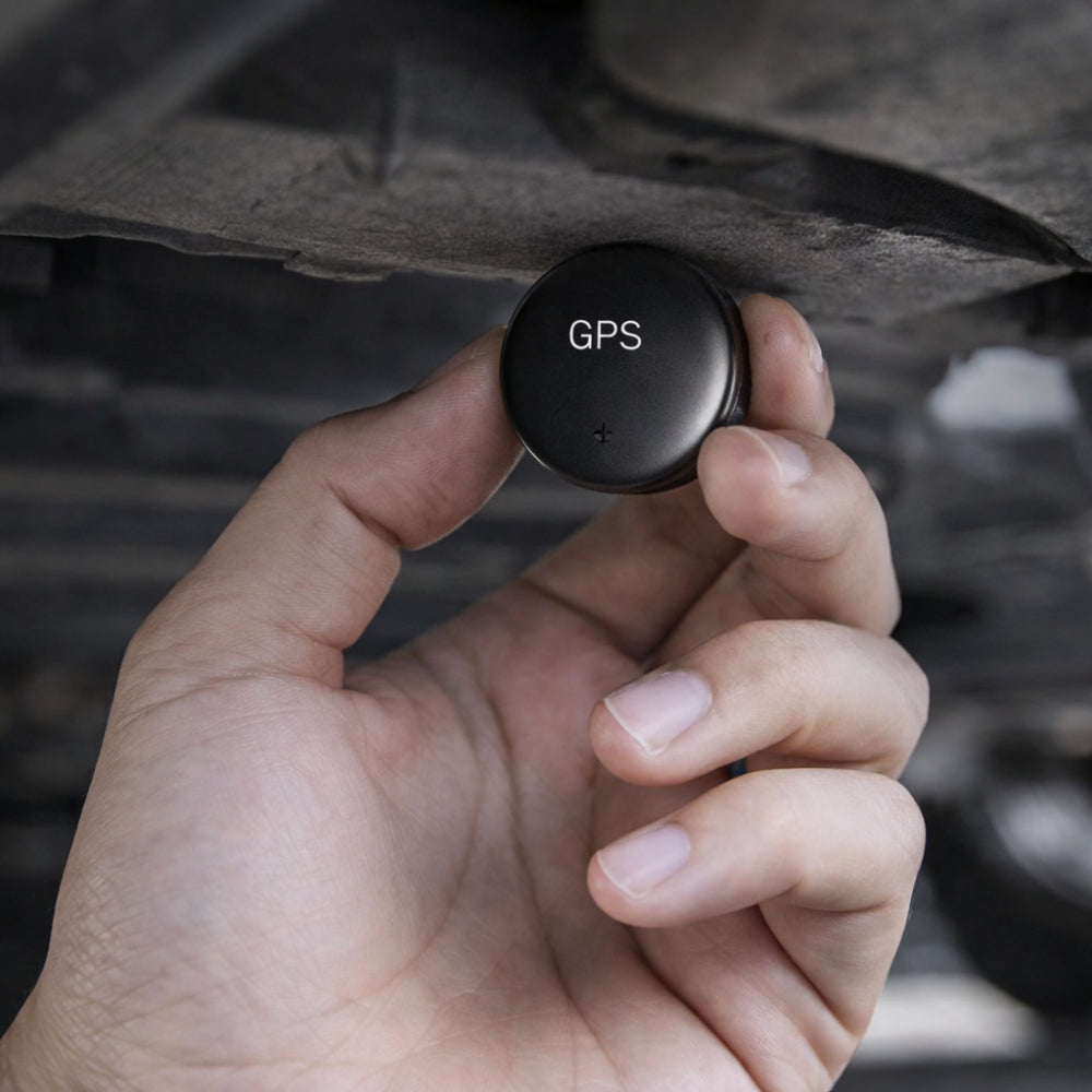 Magnetic GPS Tracker For Vehicles And Luggage Car Locator | Temsk
