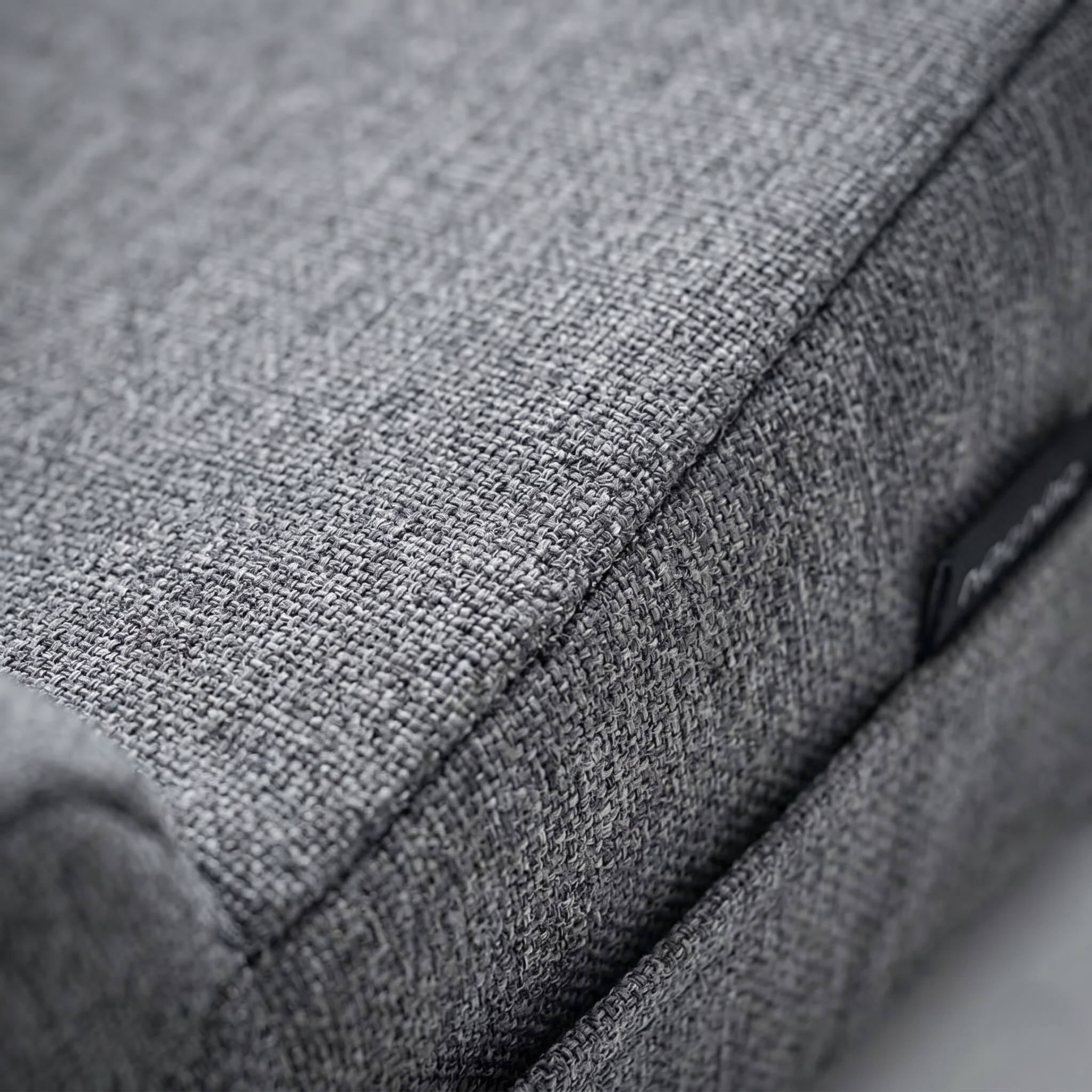 An Adjustable Bed Support Pillow For Comfortable Viewing And Relaxation | Temsk