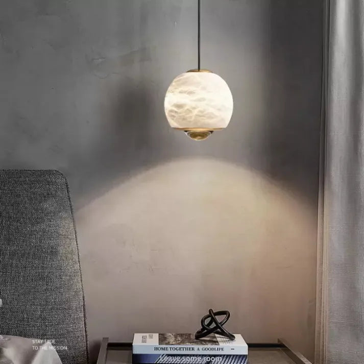 Solara Marble and Alabaster Luster Lamp in Scandinavian Style | Snurv | Temsk