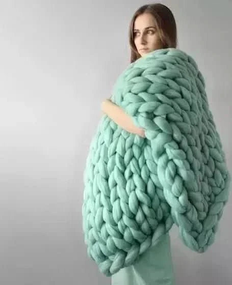 CoziNest Handmade Minky Chunky Blanket For Ultimate Comfort | Temsk