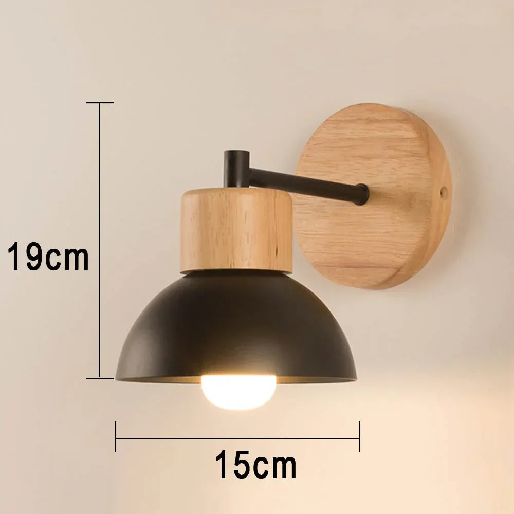 Warme nordische Wandlampe aus Holz und Metall für Nachttisch und Flure | Temsk