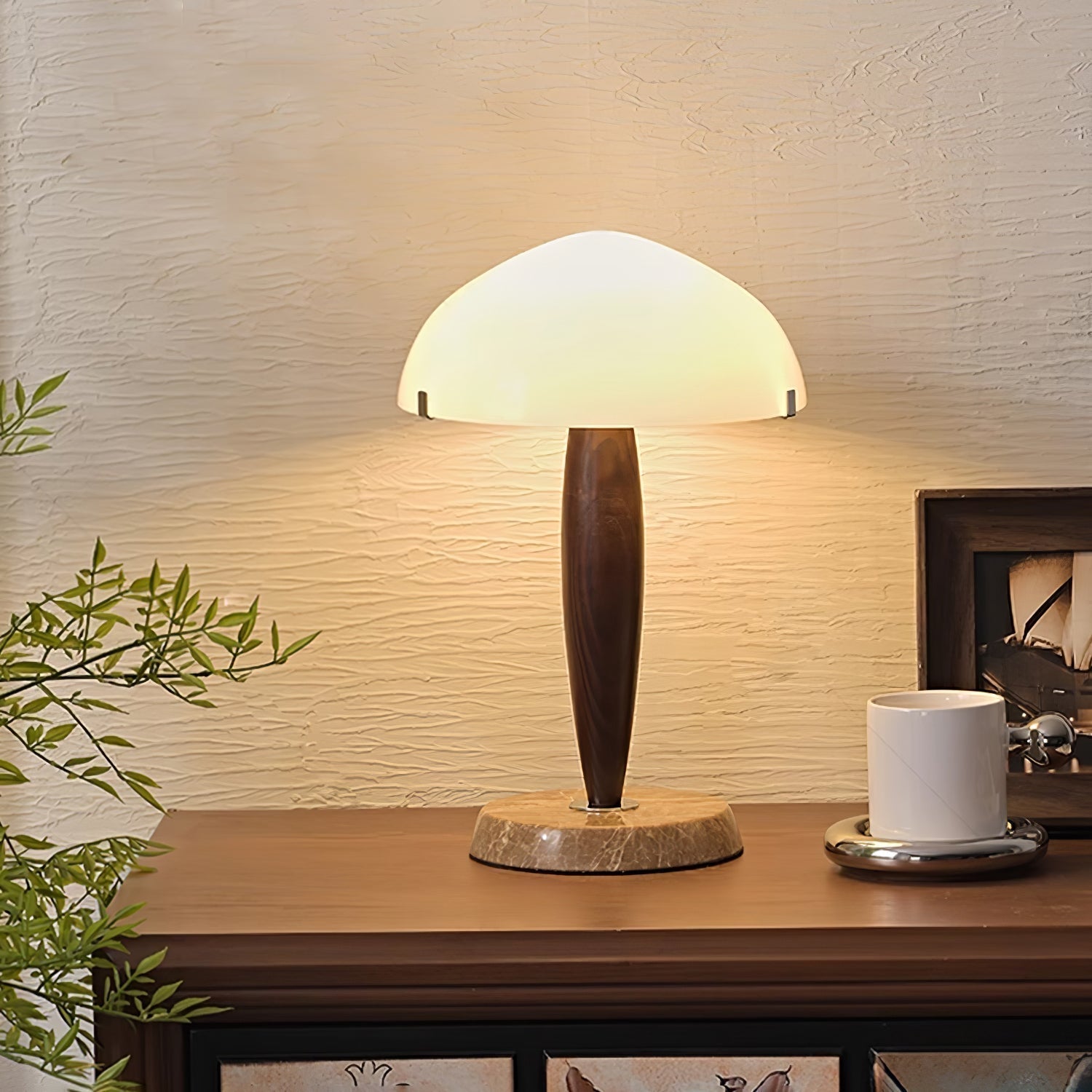 Stolní lampa Quillhaven inspirovaná literaturou s uměleckým osvětlením | Temsk