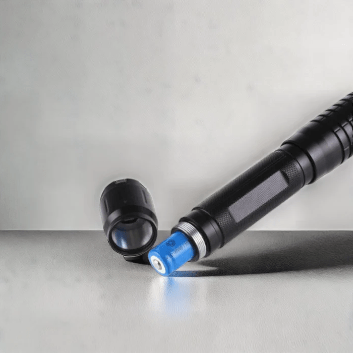 SummitGlow X450 High Performance LED Flashlight for Outdoor and Camping | Temsk