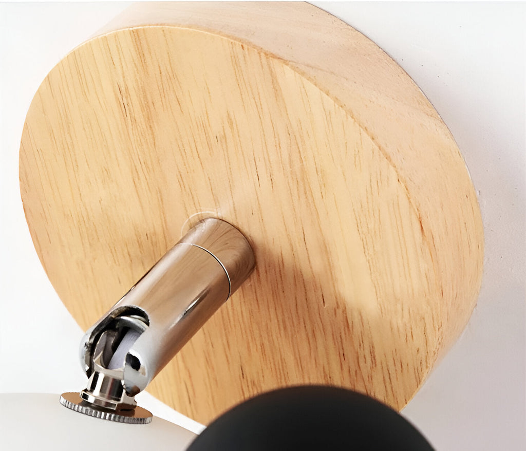 Verspielte moderne Wandleuchte von FlashMouse, ein eleganter Wohnakzent | Temsk