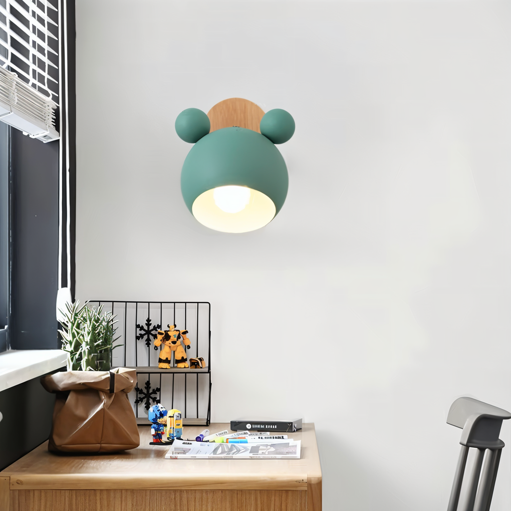 Verspielte moderne Wandleuchte von FlashMouse, ein eleganter Wohnakzent | Temsk