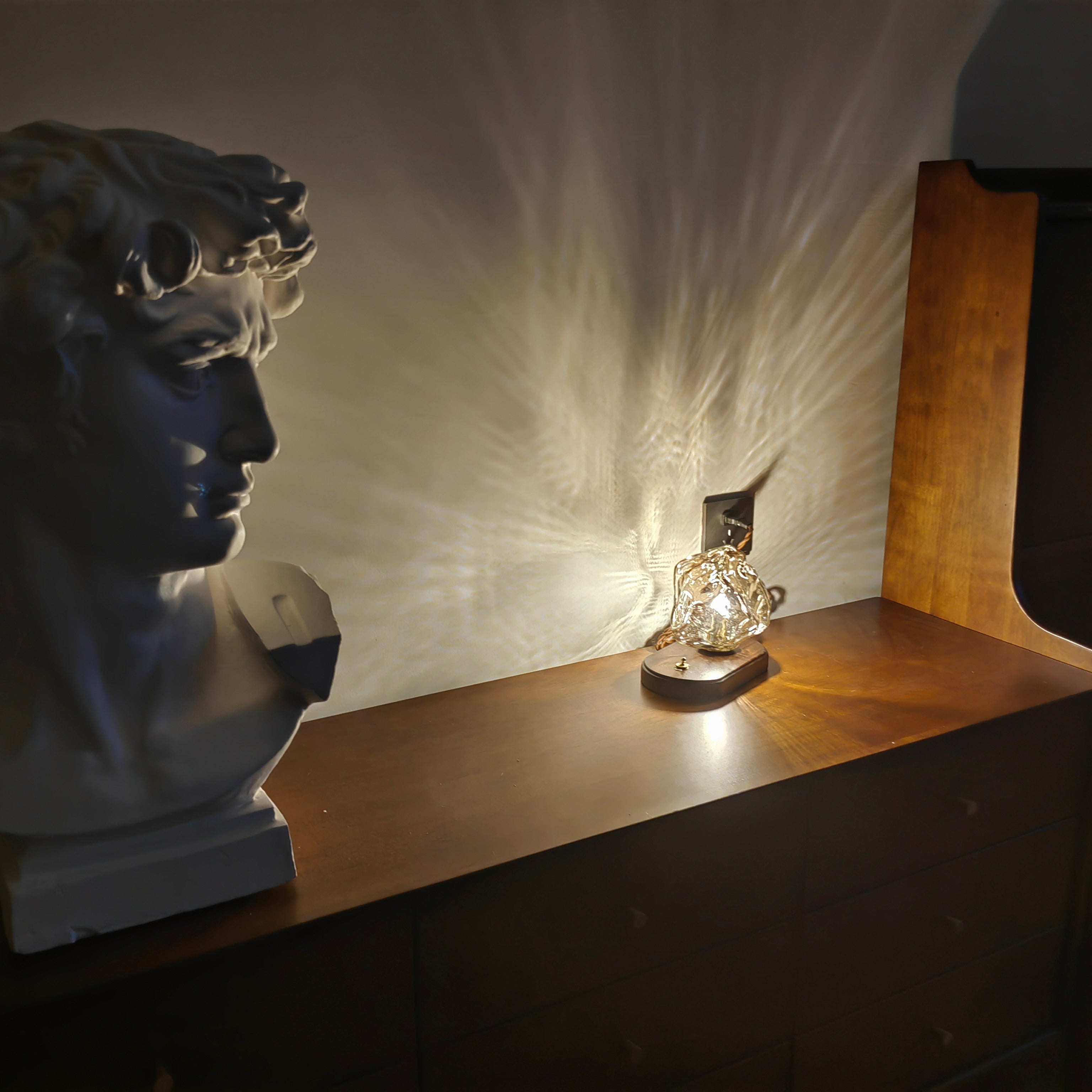 Stolní lampa Glacierstone z ledového kamene pro dekoraci obývacího pokoje | Temsk