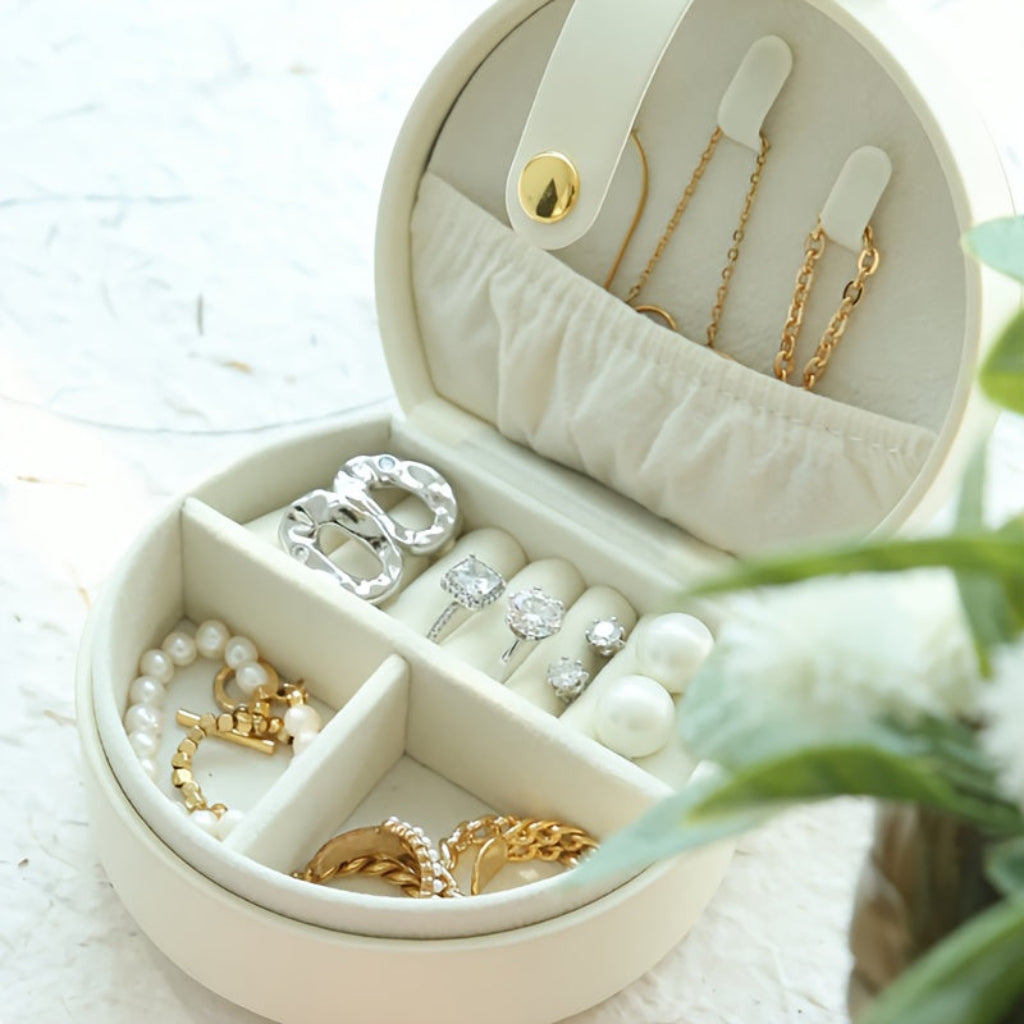 Personalized Travel Jewelry Case For Earrings And Small Keepsakes | Temsk