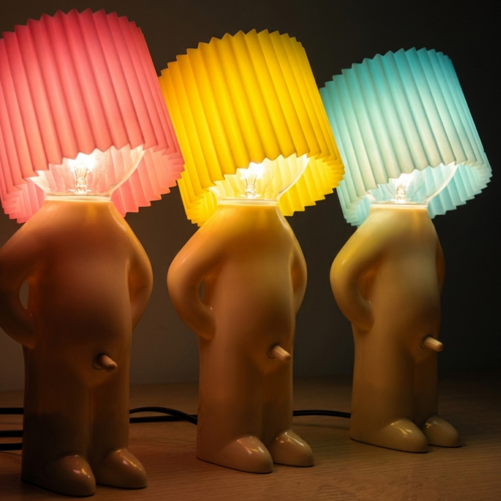 Verspielte moderne LED-Tischlampe für Zuhause oder Büro | Temsk