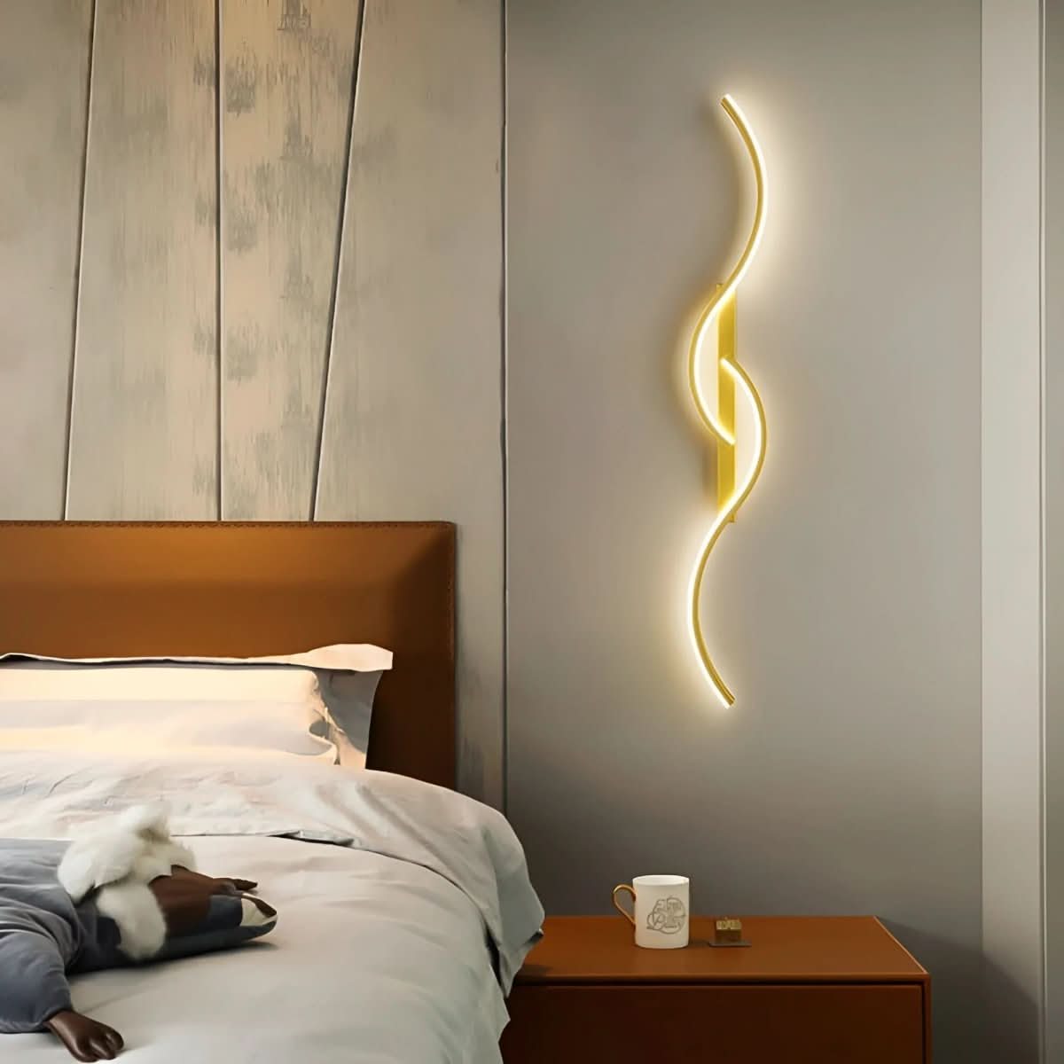 NovaCurve Modern Curved LED Wall Light With Dynamic Design | Temsk