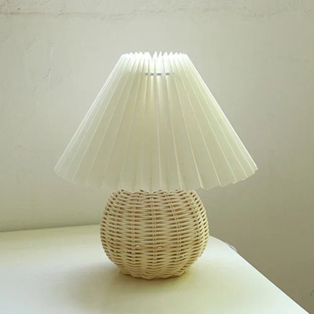 Lumera Elegant Vintage Table Lamp With Foldable Lampshade | Temsk