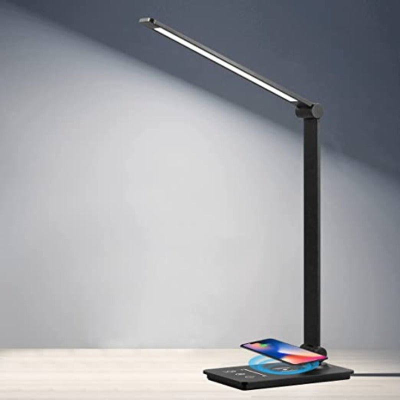 Aethera LED-Schreibtischlampe mit kabellosem Laden und einstellbarer Helligkeit | Temsk