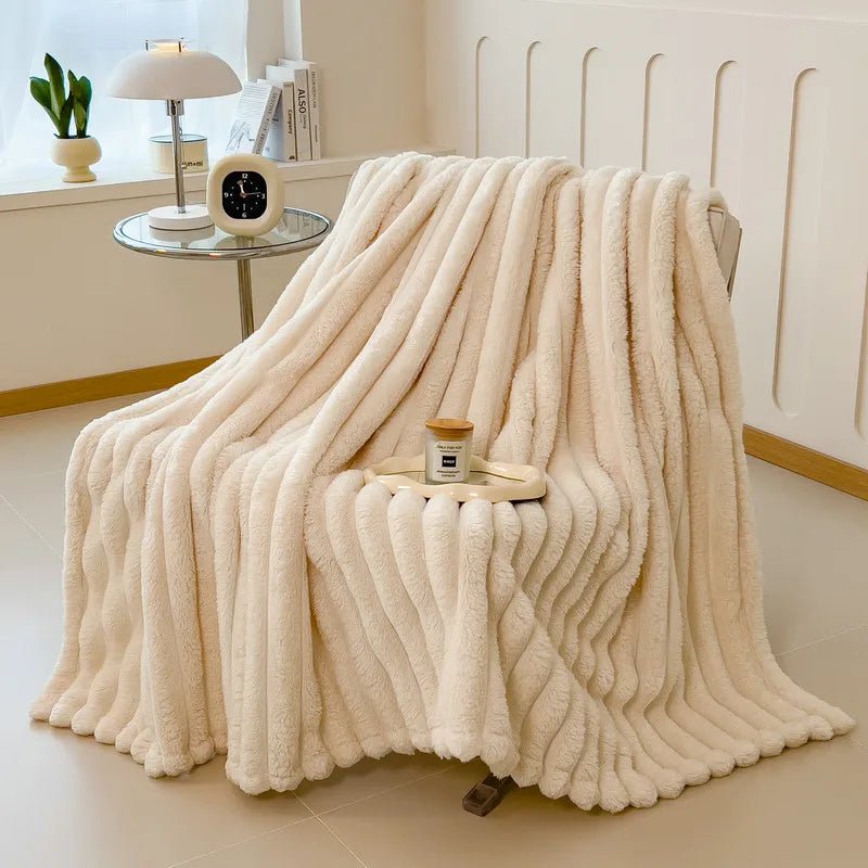 LunaCozy Faux Rabbit Fur Cuddle Blanket For Sofa And Bed | Temsk
