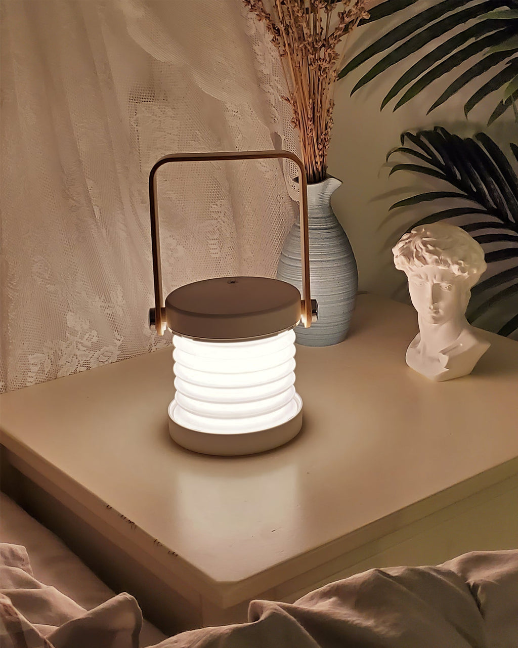 GlowHaven Honeycomb Portable Table Lamp With Cozy Glow | Temsk
