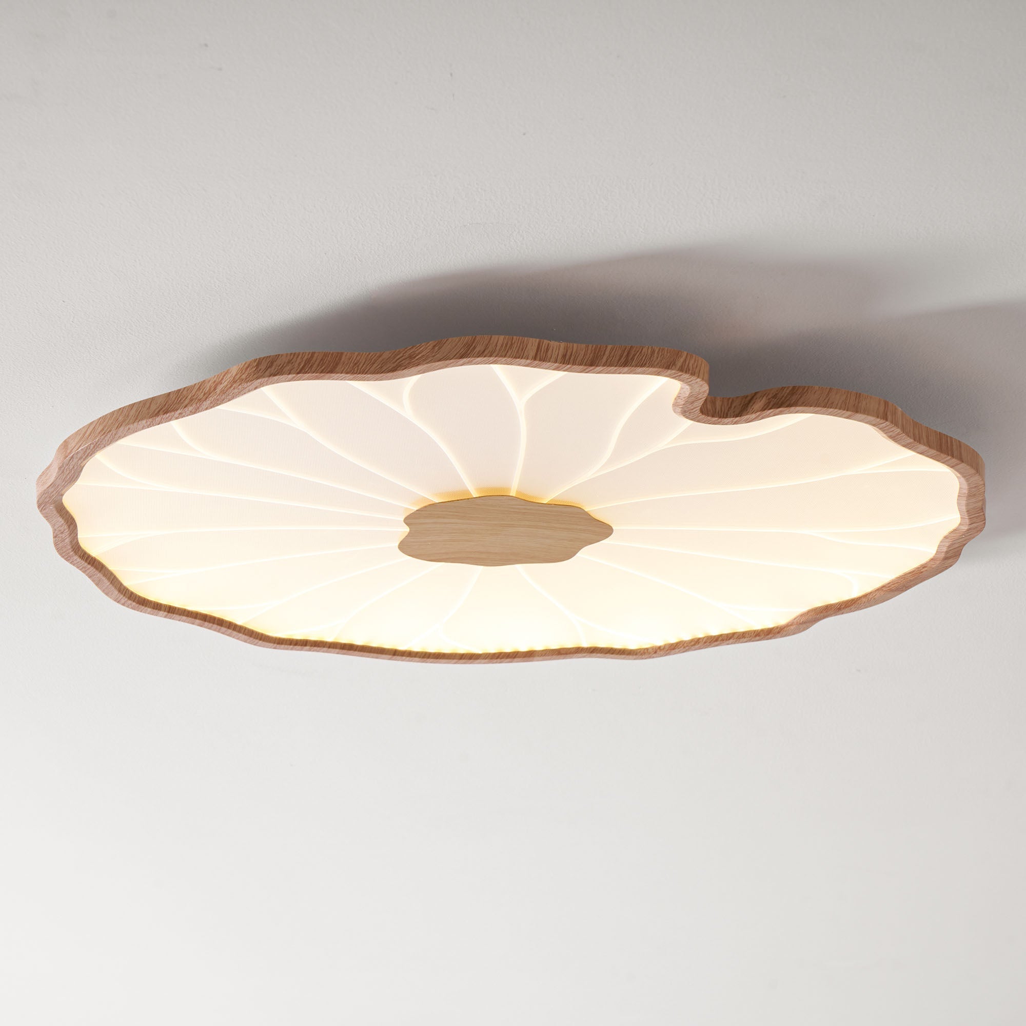 Lotus Leaf Ceiling Light With Wood Look, Acrylic And Metal, LED 3000K-6000K | Temsk
