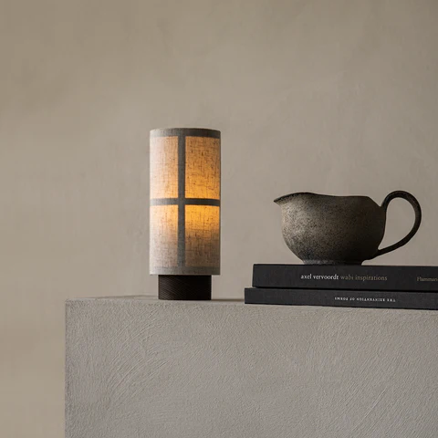 Nori Japanese-Inspired Linen Shade Table Lamp With Wooden Base | Temsk