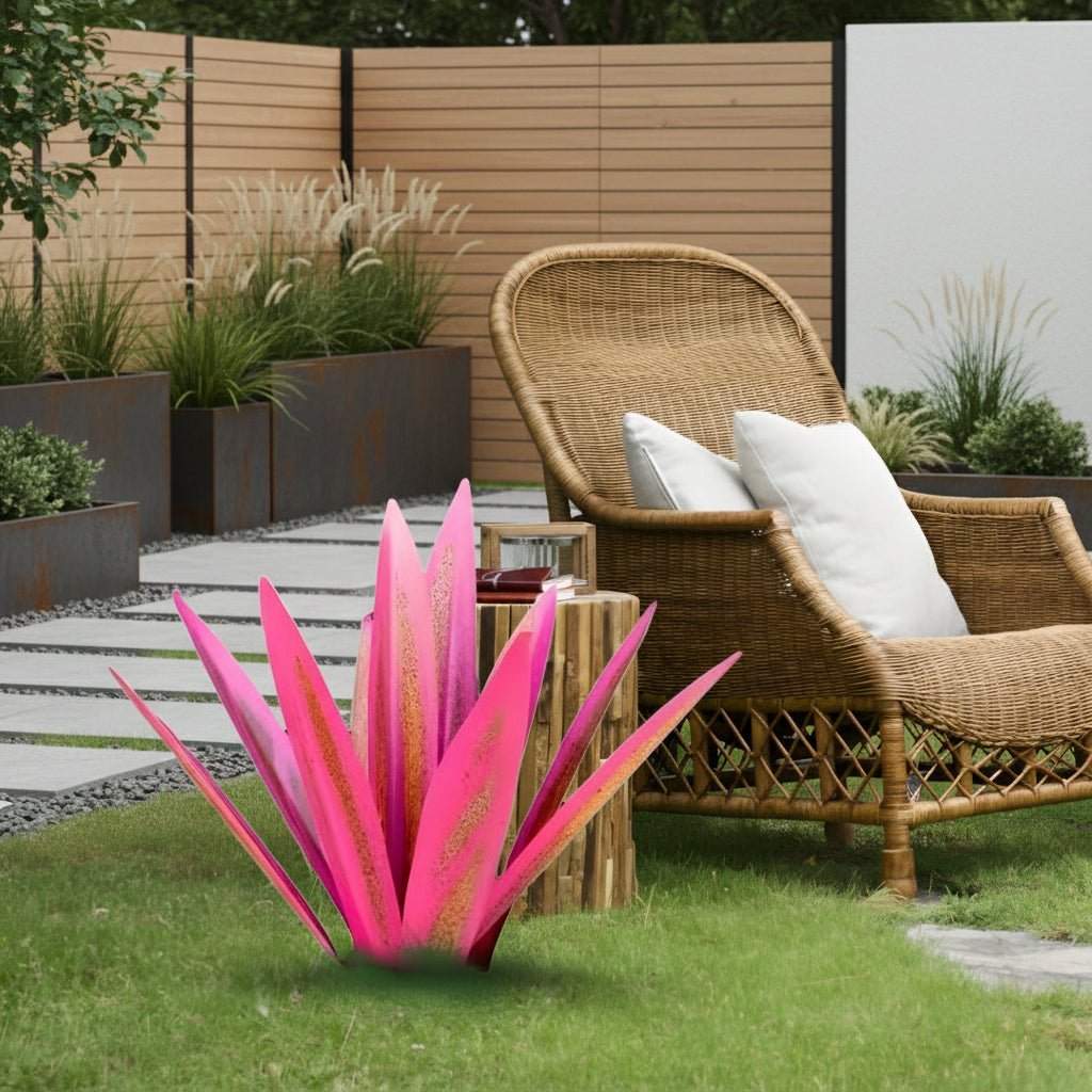 Aurora Leaf Metal Agave Sculpture for Weatherproof Modern Garden Decor | Temsk