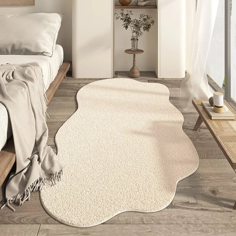 AuroraNest Soft Abstract Cream Rug With Irregular Pattern And Non Slip Backing | Temsk