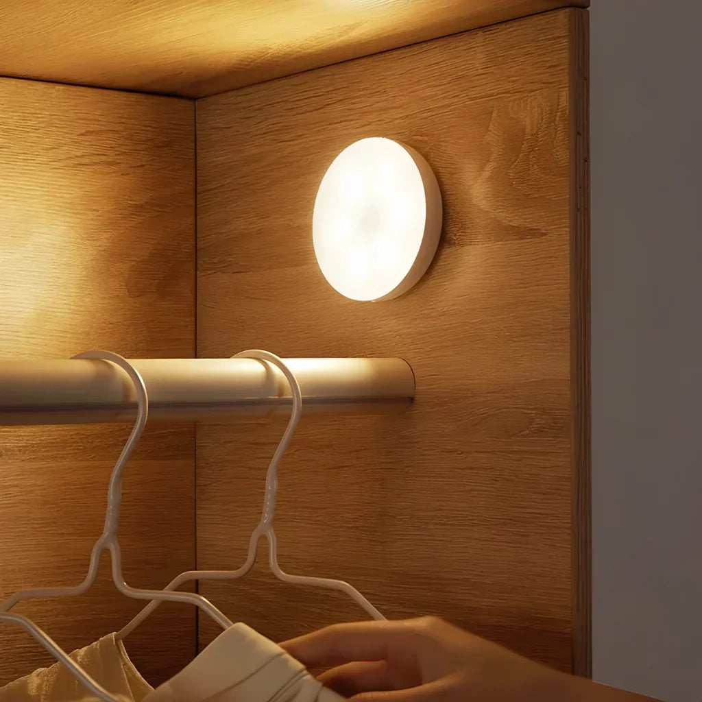 Wireless LED Motion Sensor Night Light For Hallways And Stairs | Temsk