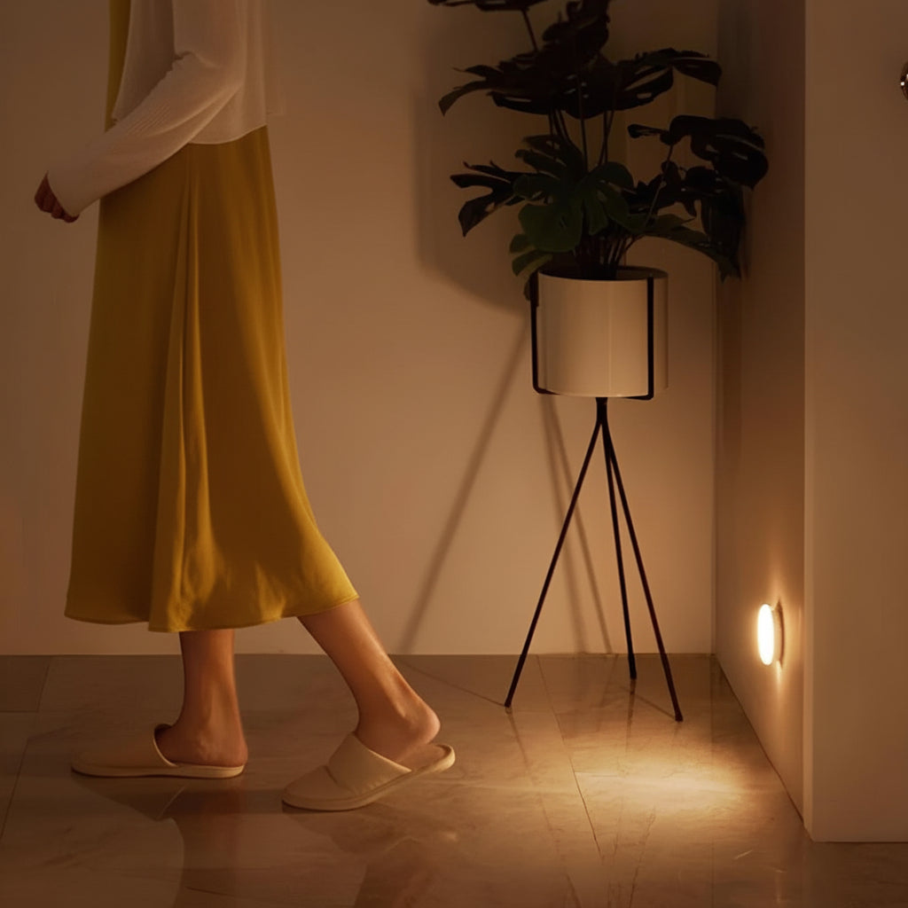 Wireless LED Motion Sensor Night Light For Hallways And Stairs | Temsk