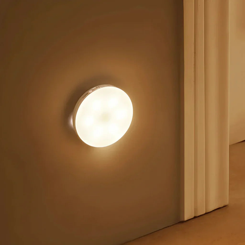Wireless LED Motion Sensor Night Light For Hallways And Stairs | Temsk