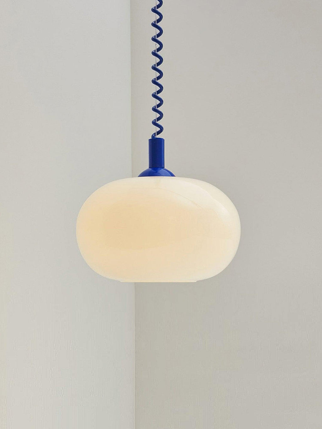 Celestra Macaron-Shaped Pendant Light With Soft Color Palette | Snurv | Temsk