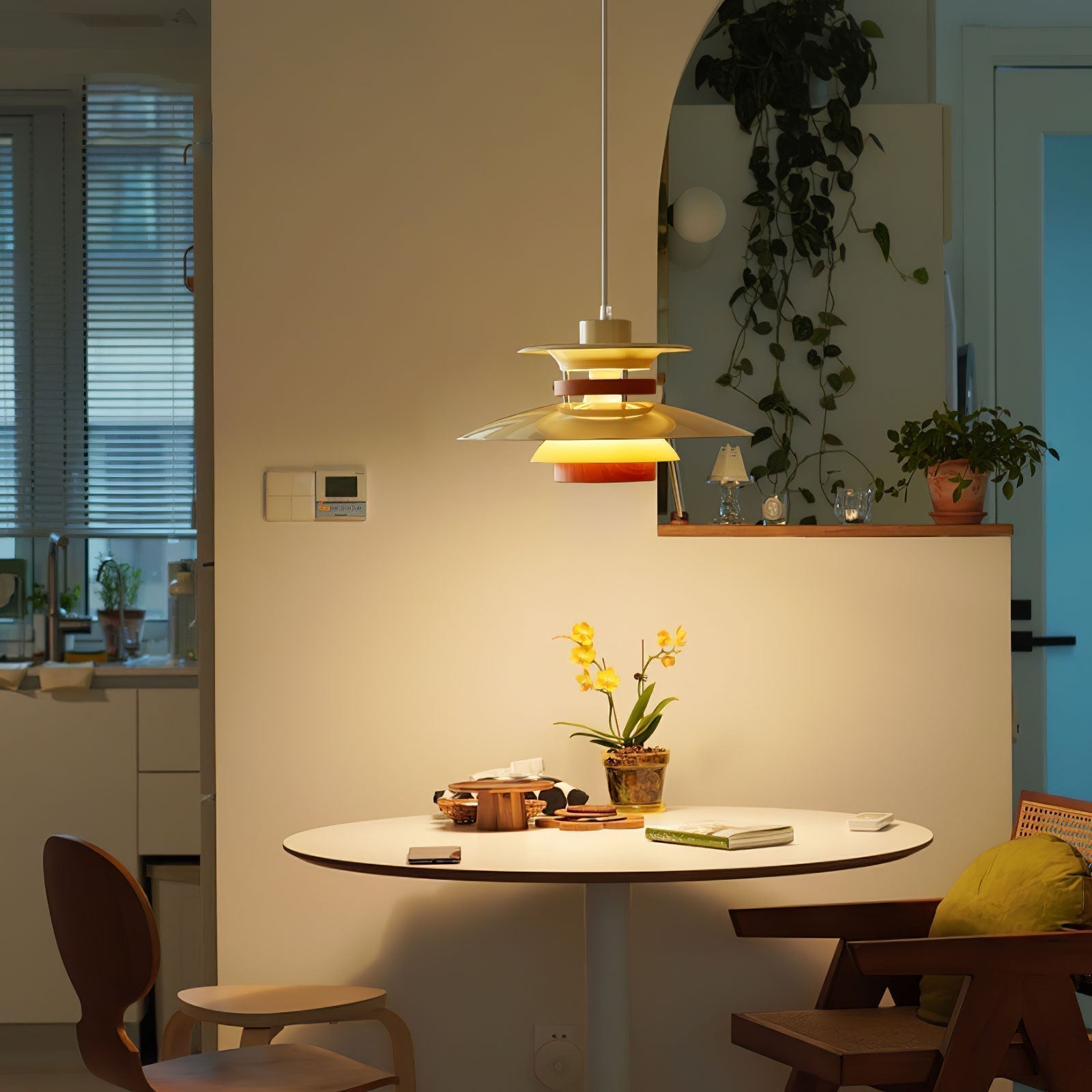 Astraea Pendant Light With Timeless Elegance And Warm Glow | Snurv | Temsk