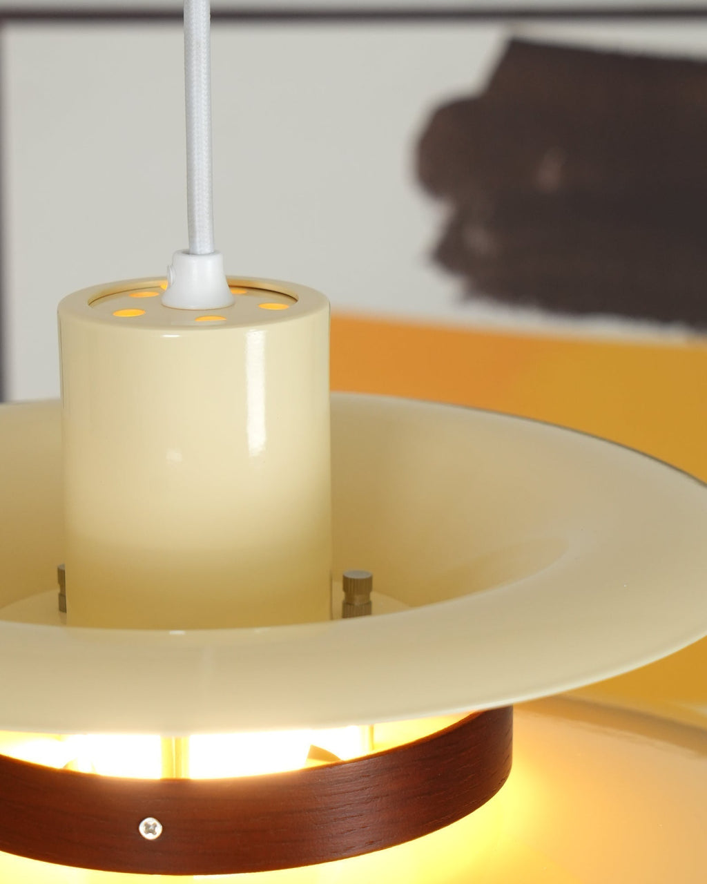 Astraea Pendant Light With Timeless Elegance And Warm Glow | Snurv | Temsk