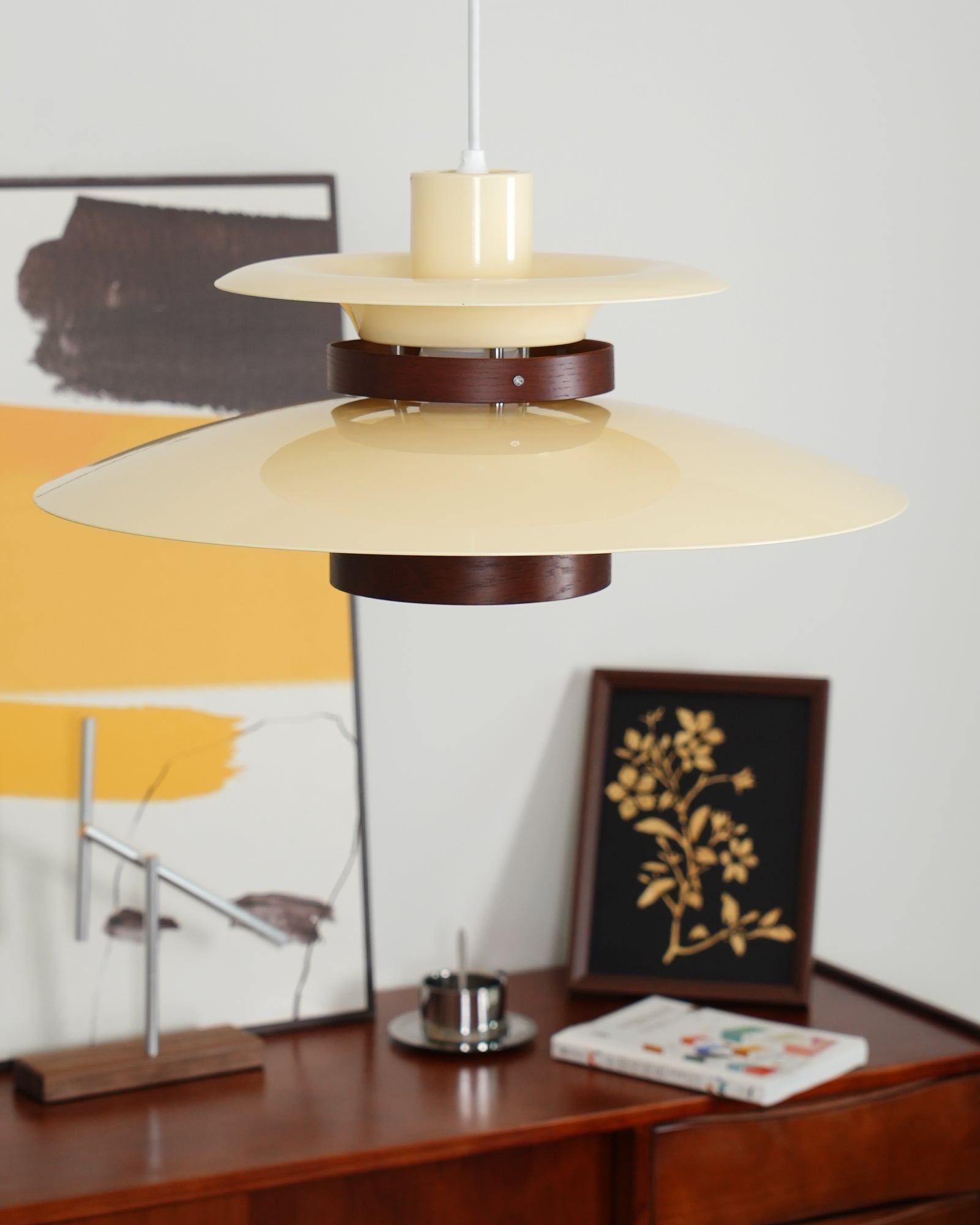 Astraea Pendant Light With Timeless Elegance And Warm Glow | Snurv | Temsk