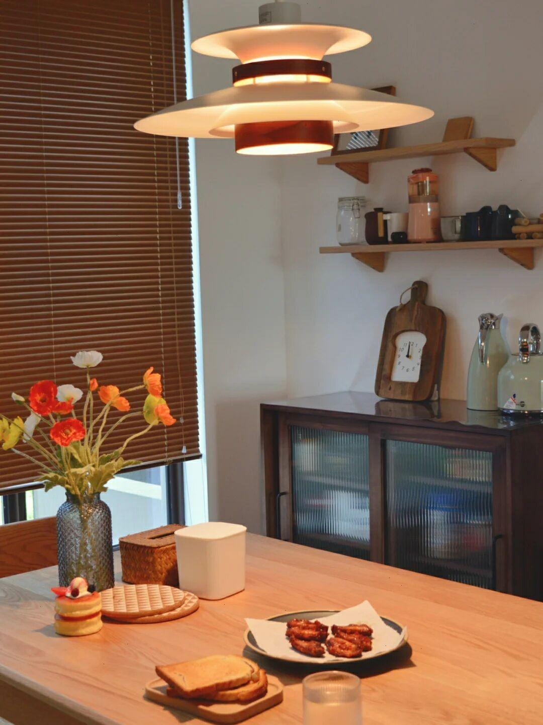 Astraea Pendant Light With Timeless Elegance And Warm Glow | Snurv | Temsk