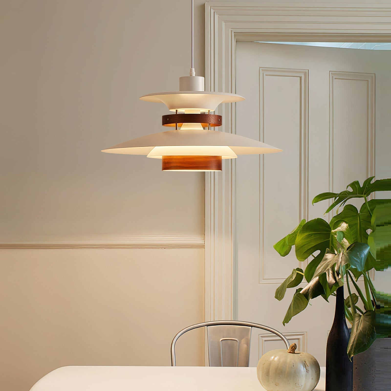 Astraea Pendant Light With Timeless Elegance And Warm Glow | Snurv | Temsk