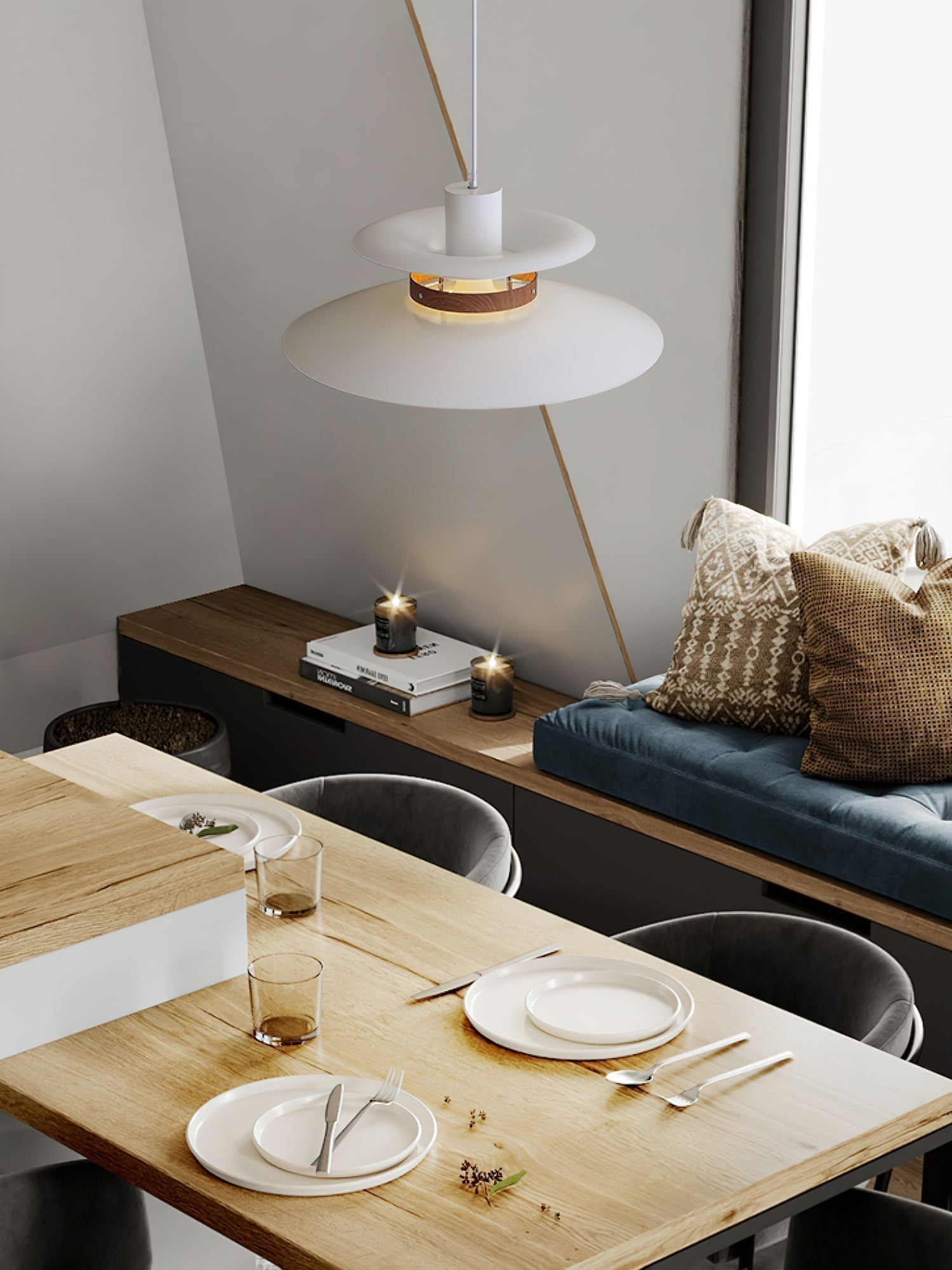 Astraea Pendant Light With Timeless Elegance And Warm Glow | Snurv | Temsk