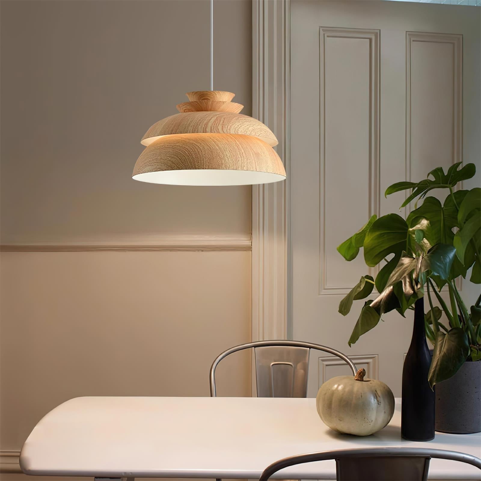 Solara Radiant Pendant Light With Nature Inspired Silhouette | Snurv | Temsk